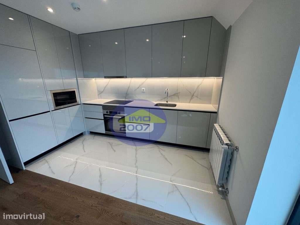 Apartamento T3 em Espinho - Grande imagem: 2/26