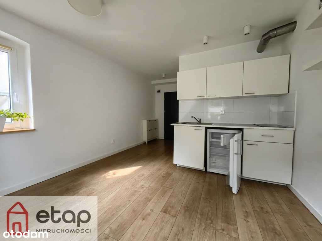 Lokal na sprzedaż w przyziemiu kamienicy-6