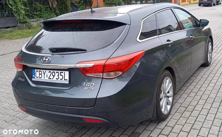 Hyundai i40 1.7 CRDi Comfort + - 8