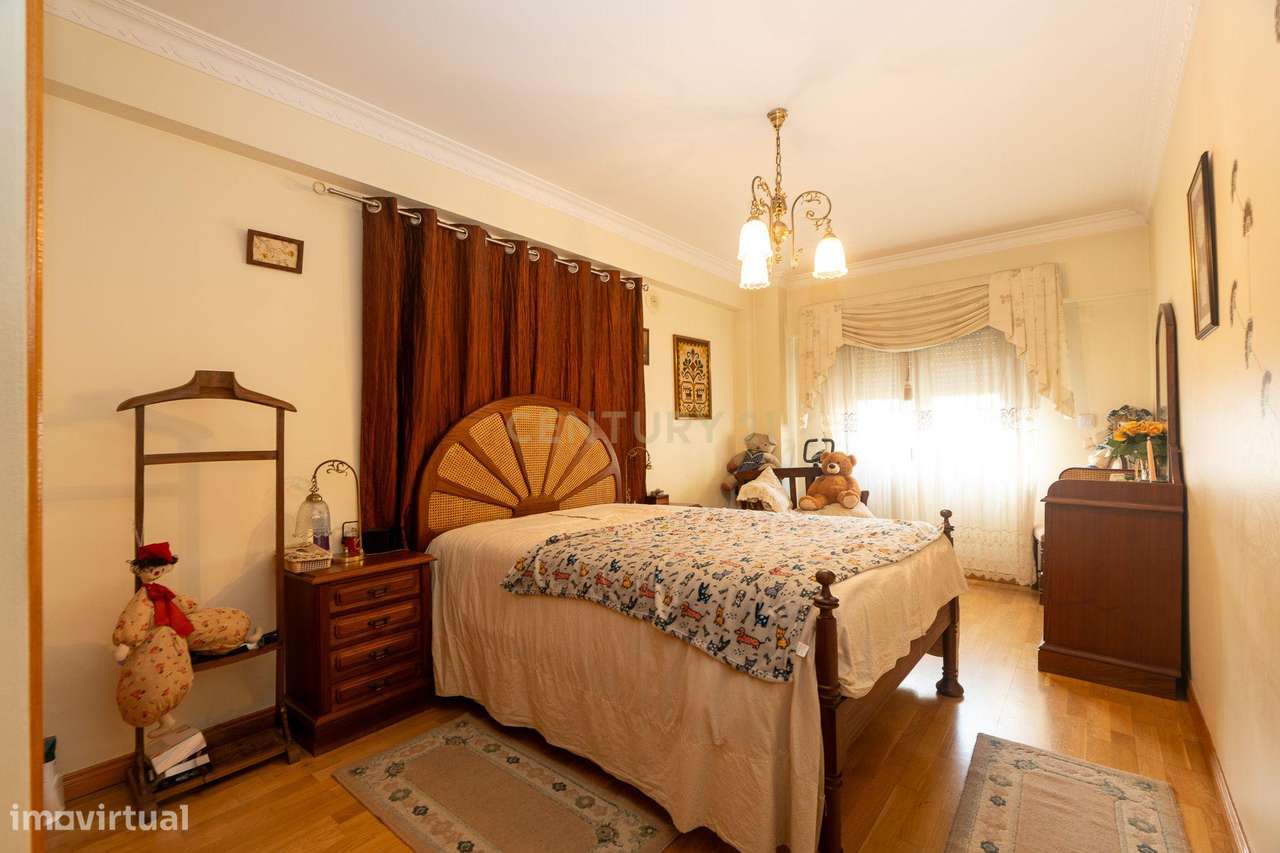 Fantástico T3, Na rua Abel Manta  em Odivelas-9