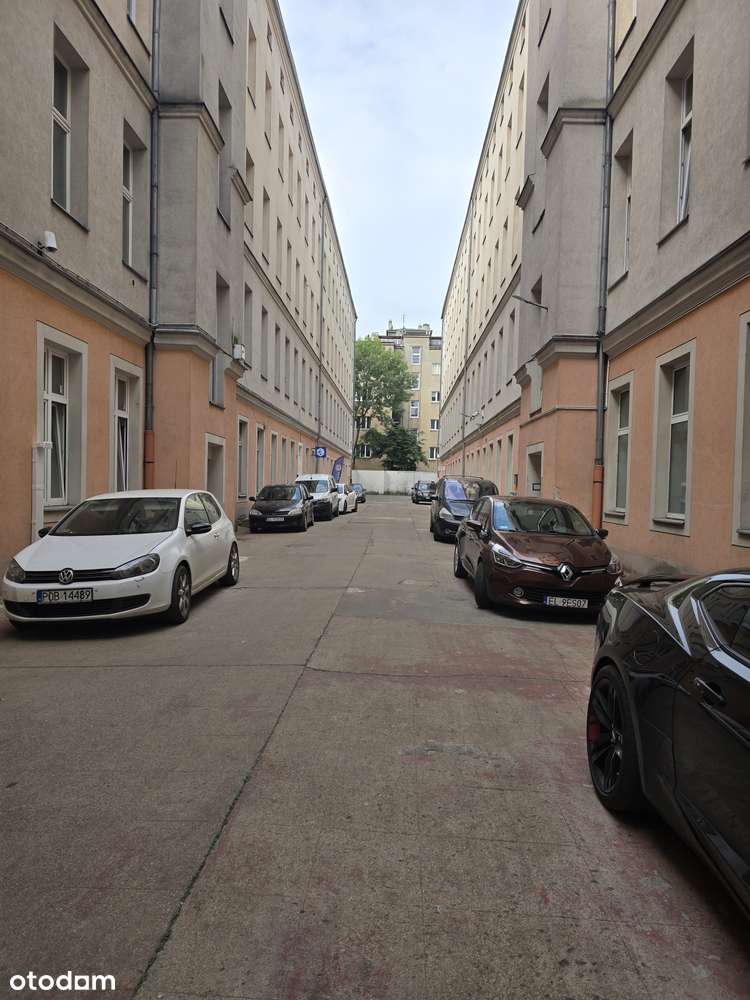 Piotrkowska 109 lokal parter w podwórku lewa oficyna - Pełny obrazek: 4/12