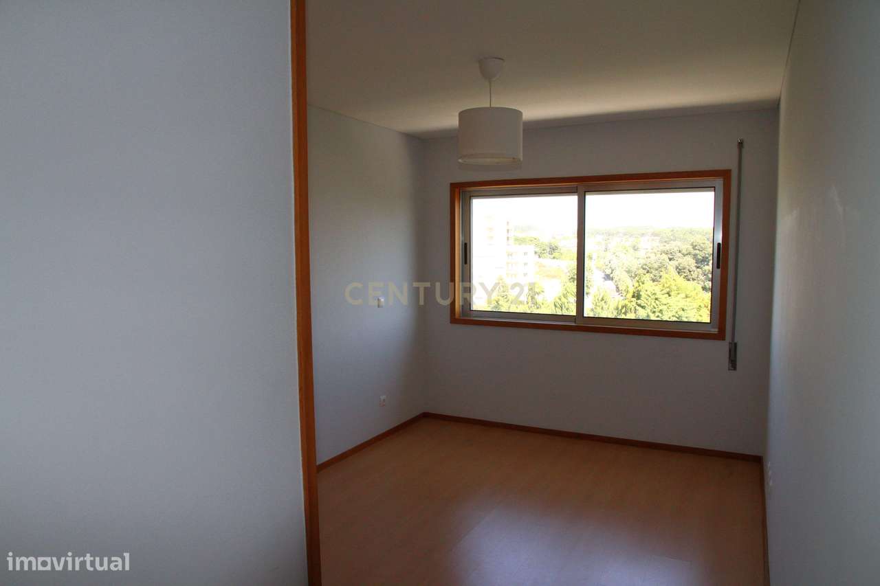 Apartamento T3 com 157 m², ao Aeroporto Francisco Sá Carneiro, Maia - Grande imagem: 5/12