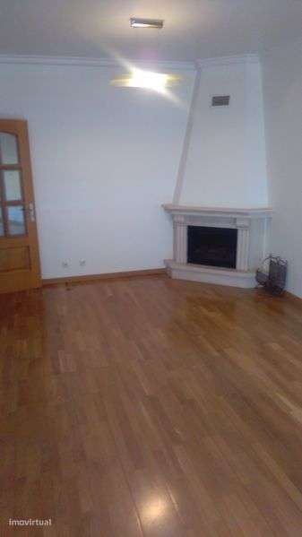 Apartamento T2 em condomínio - Grande imagem: 4/12