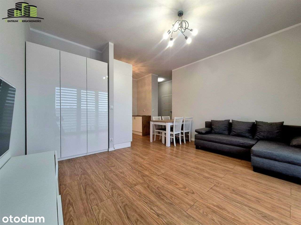 2 pok, Centrum, Kameralny blok, 2020r-5