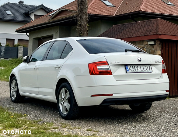 Skoda Octavia 1.4 TSI Ambition - 8