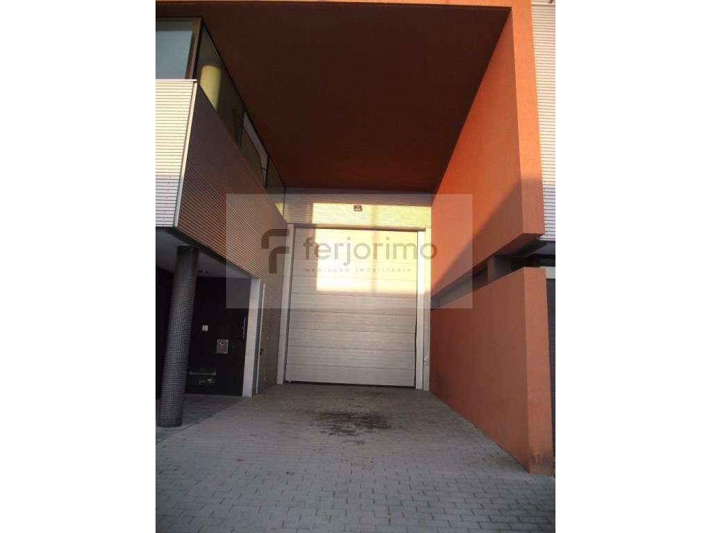 Pavilhão arrendar - Grande imagem: 2/18