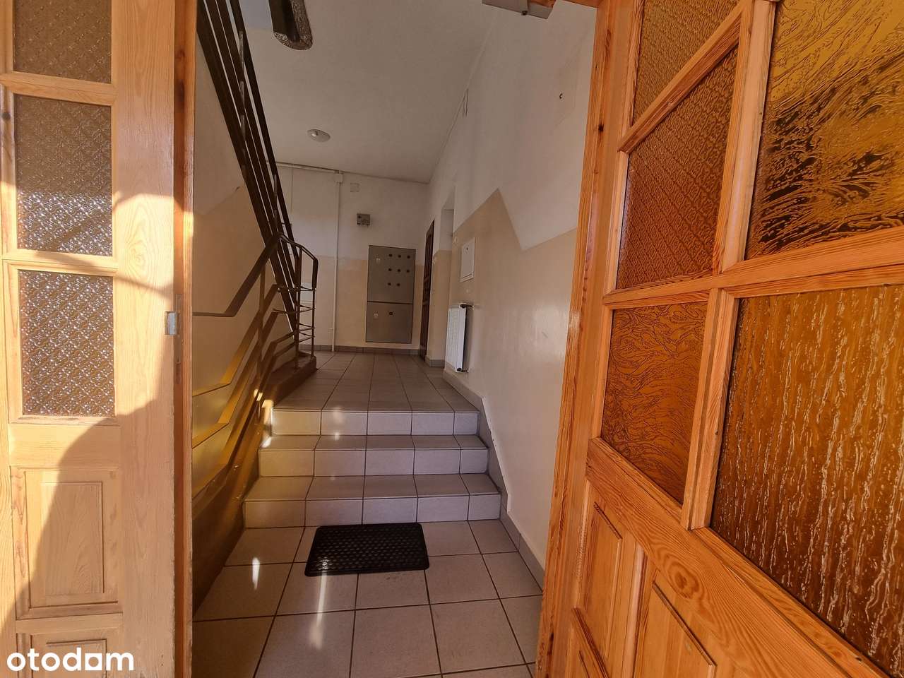 Mieszkanie 2 pokojowe z balkonem blisko centrum miasta.-3