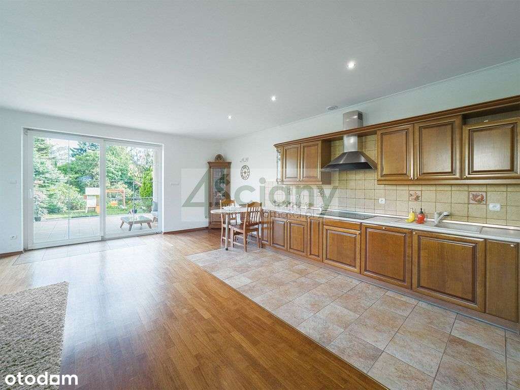 Atrakcyjny dom w centrum Piaseczna - Pełny obrazek: 5/16