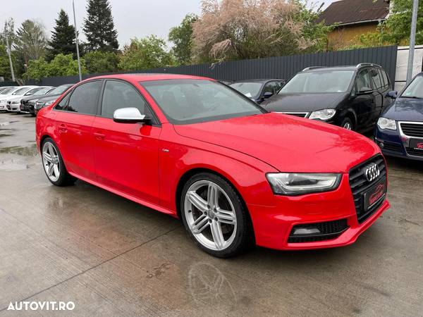 Audi A4 3.0 TDI DPF quattro S tronic S line Sportpaket - 2