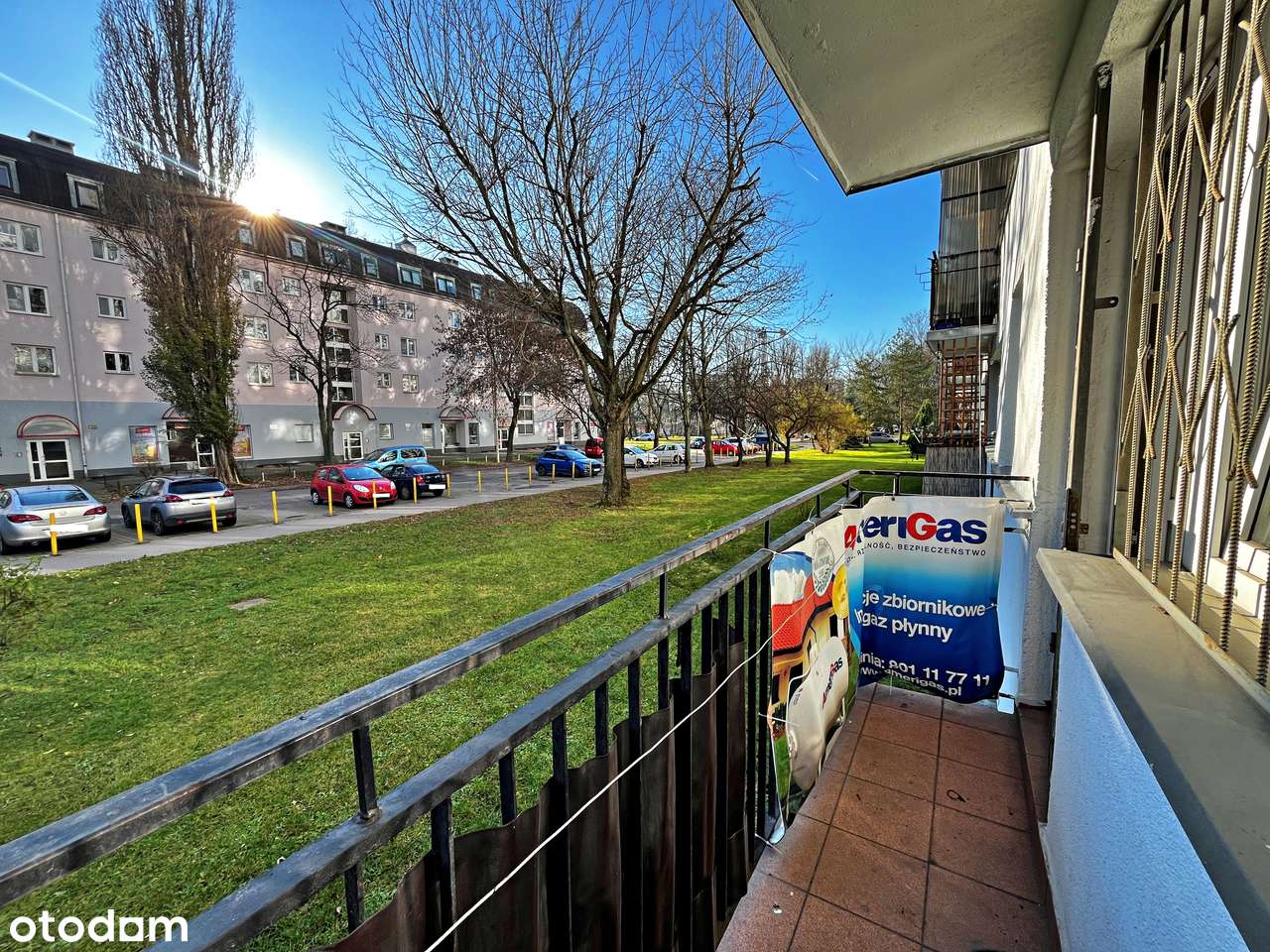 2 pokojowe mieszkanie z balkonem na parterze z parkingiem za szlabanem-10