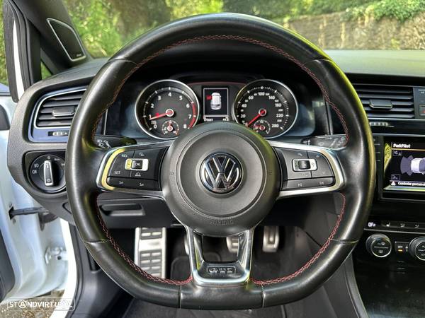 VW Golf 2.0 TSi GTi Performance - 23