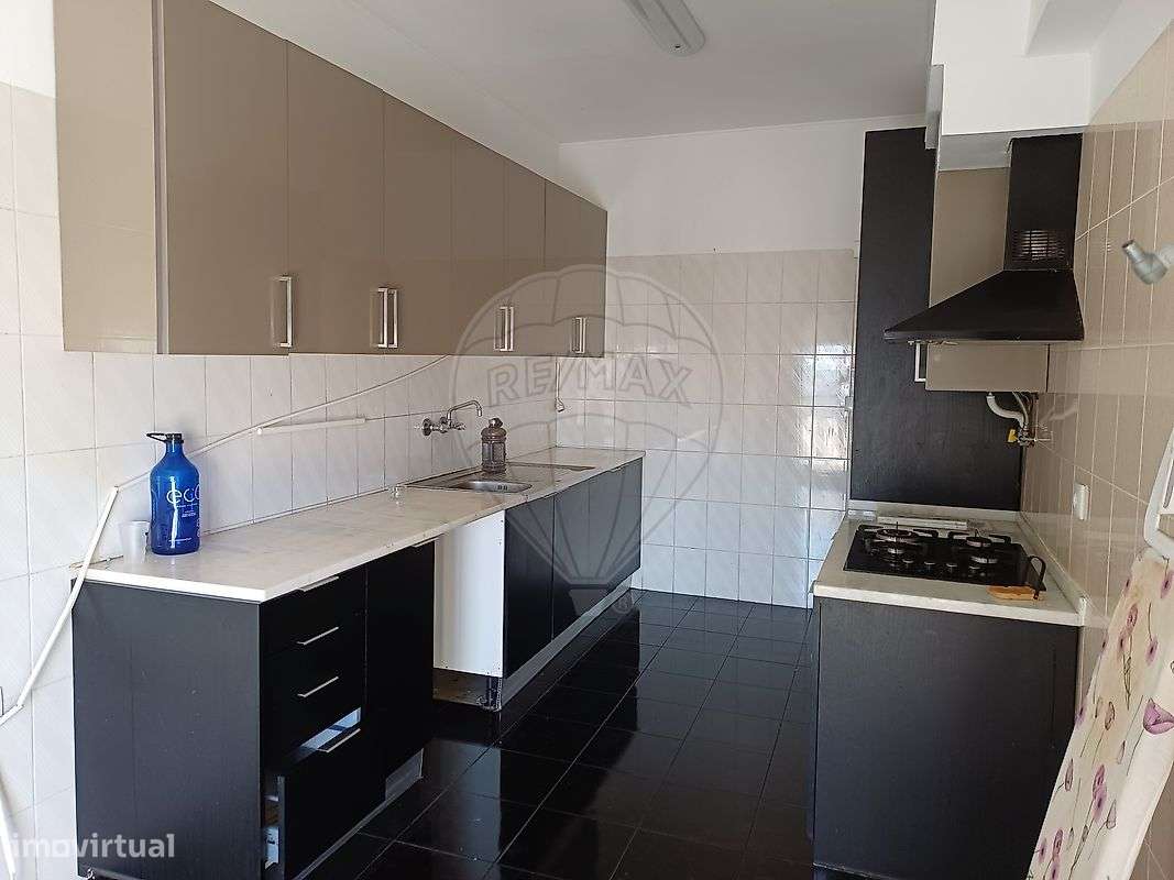 Apartamento T2 para arrendamento - Grande imagem: 4/11