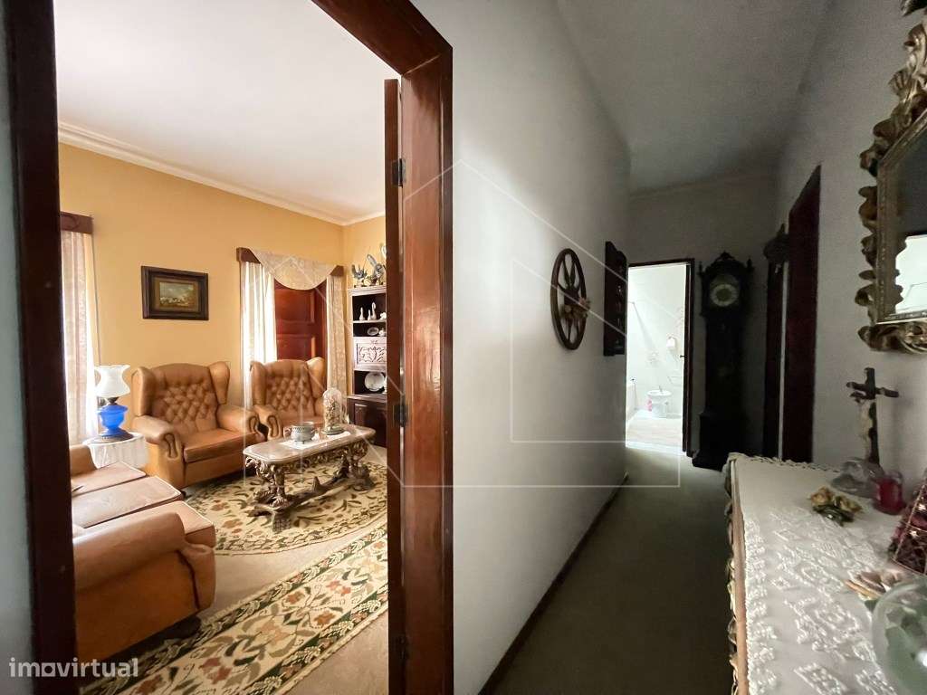 Moradia T3 com pátio e sótão amplo - Centro de Ílhavo-6