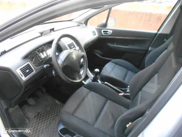 Peugeot 307 1.4 16V Executive - 6