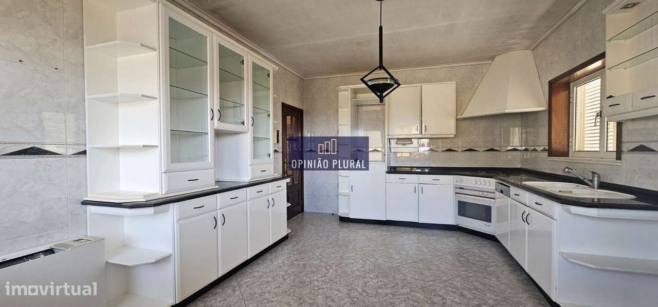 Moradia Exclusiva T4 com Piscina | Conforto e Elegância em Sanfins ...-10