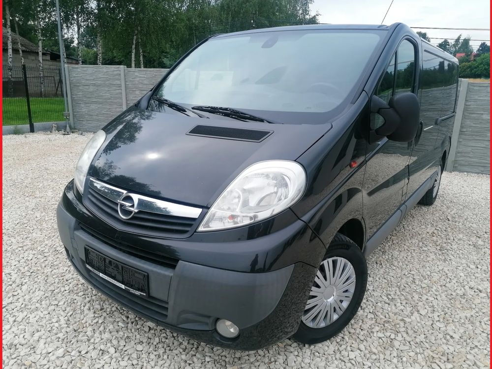 Opel Vivaro 2012