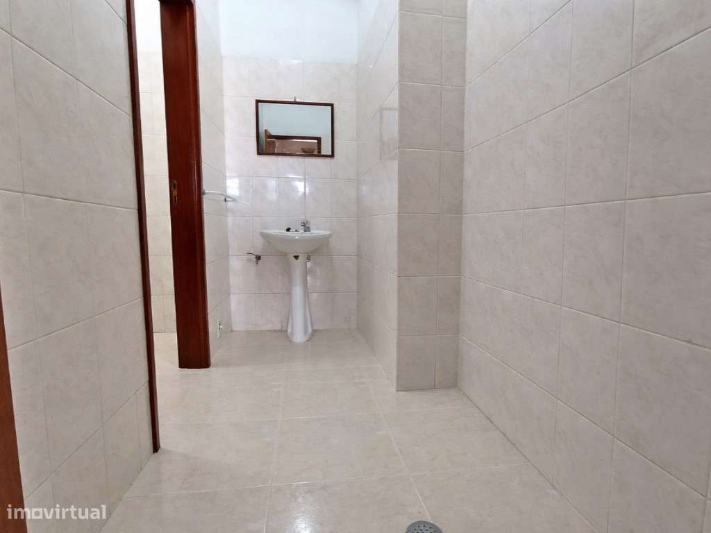 Escritório para Arrendamento no Centro do Castêlo da Maia - Grande imagem: 3/5