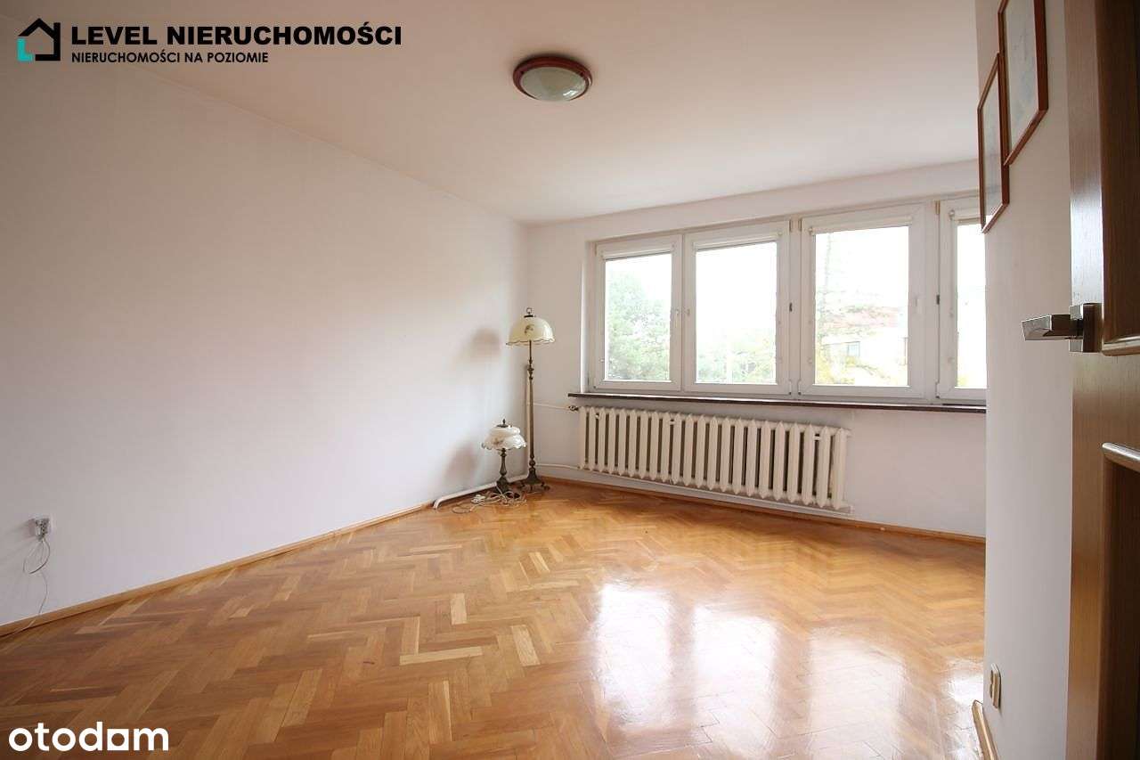 Dom w środku miasta-6