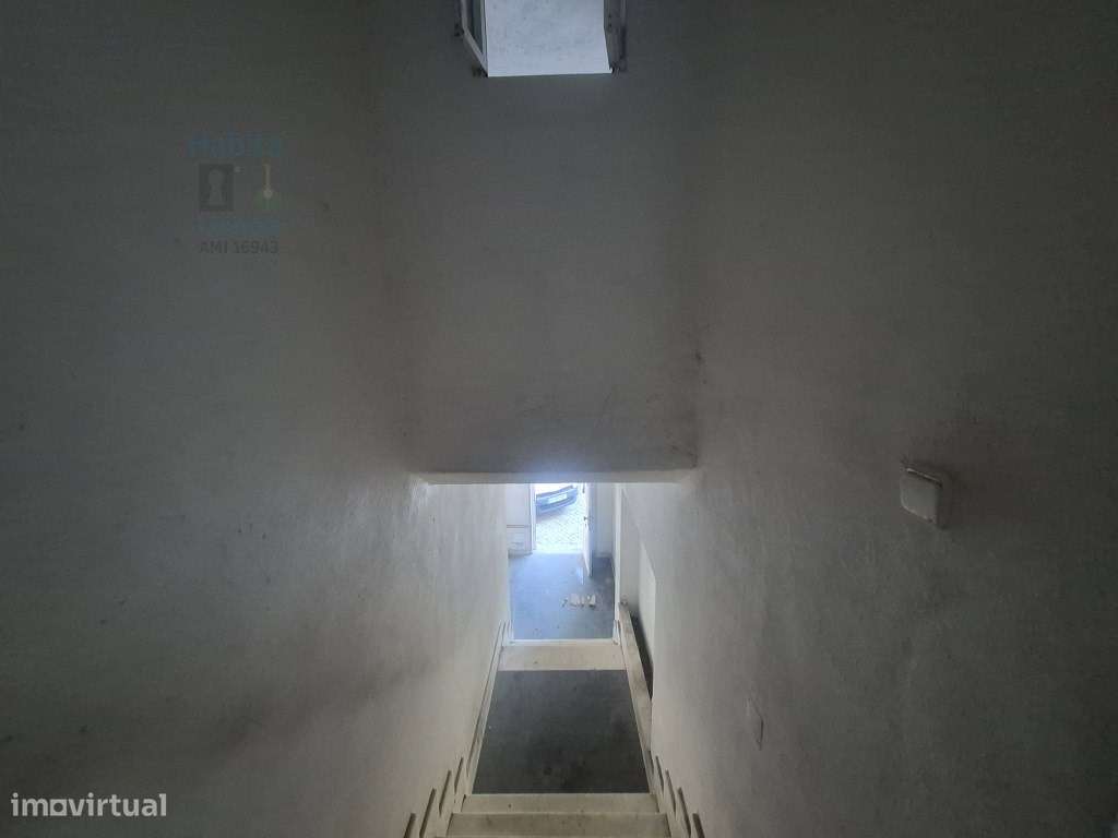 Escritório Duplex no Centro do Laranjeiro com Terraço-19