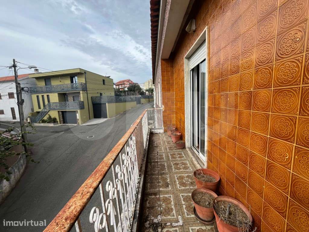 Moradia em Vales do Rio - Características Únicas, Pronta a Habitar-11