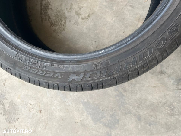 vând 2 anvelope 255/40/20 Pirelli de vară ca noi - 7