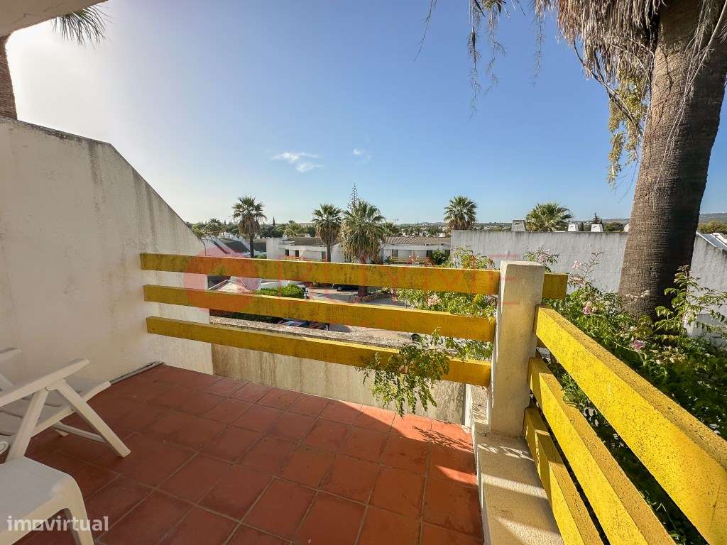 Moradia em Banda T2 em Condomínio com Piscina e Jardins | Vilamoura-19
