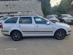 Skoda Octavia Combi 1.9TDI Elegance Aut - 18