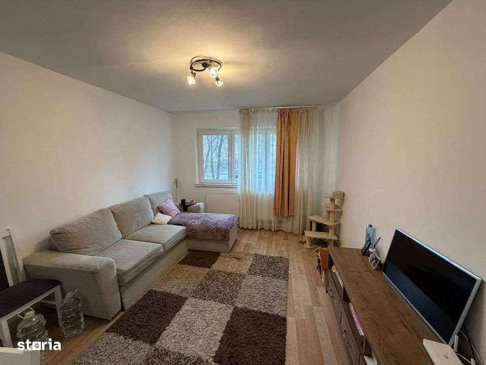 Apartament 3 Camere - Parter/ Craiovita-Orizont - Imagine principală: 1/7