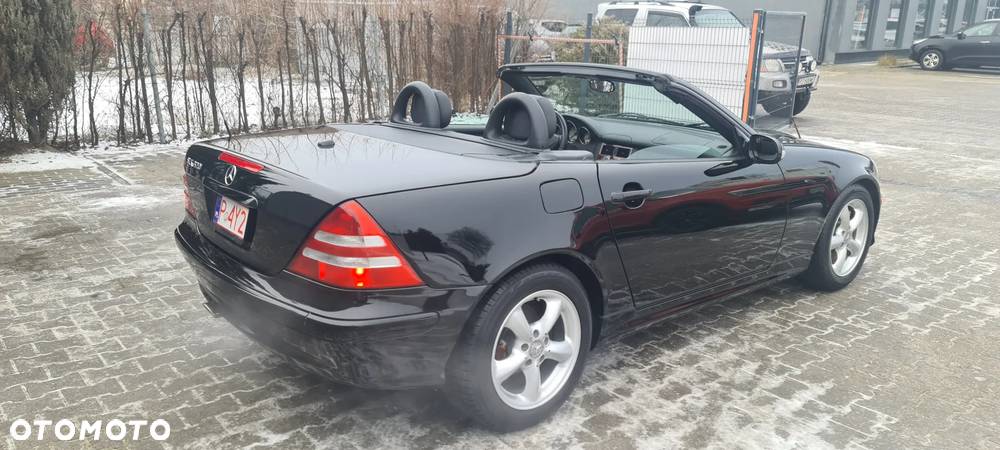 Mercedes-Benz SLK - 11