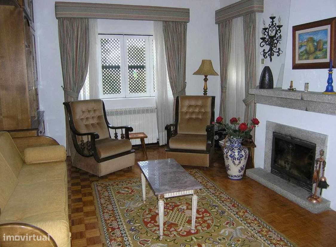 Moradia, 110 m², Canas de Senhorim - Grande imagem: 5/10