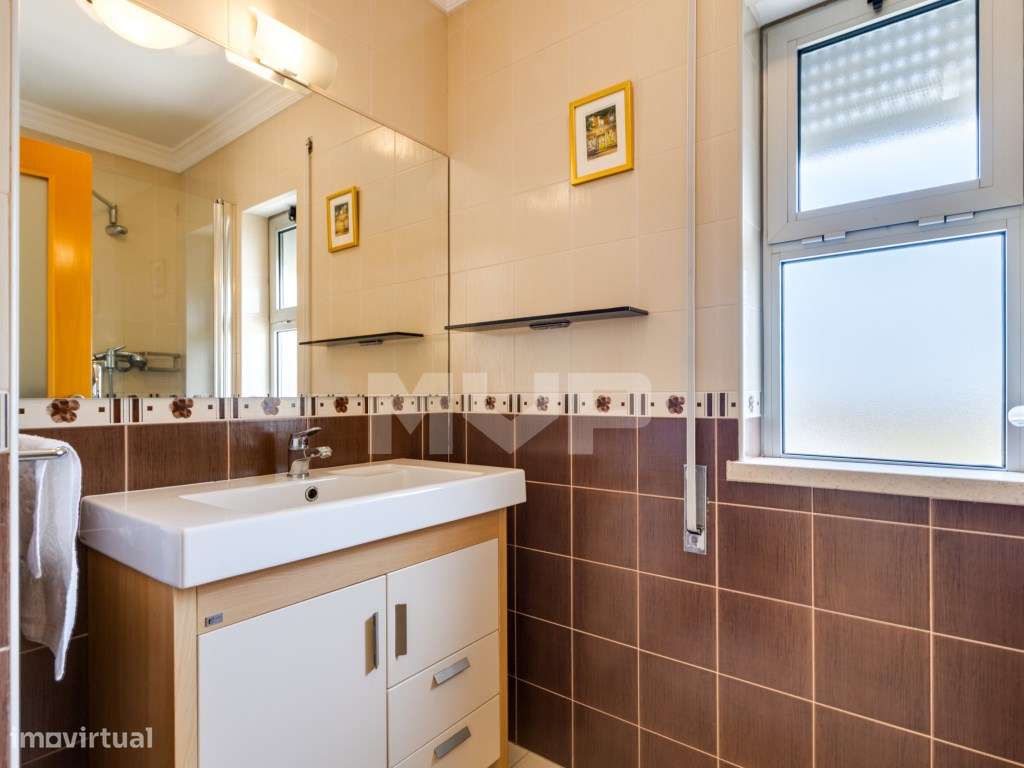 Apartamento T3 Duplex com terraço superior vista Ria em Faro-26