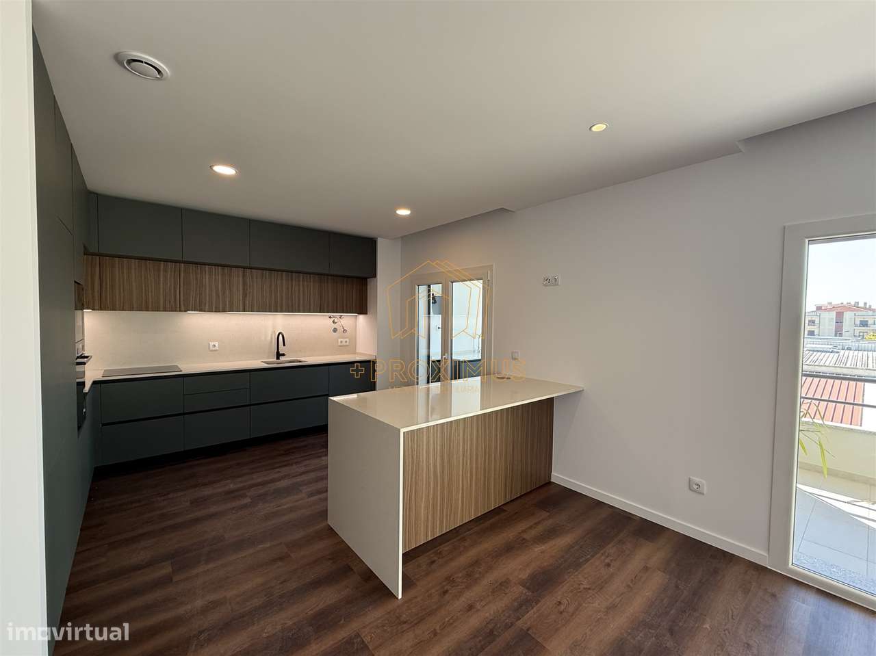 Apartamento T3 novo c/ garagem e terraço– Tavarede-4