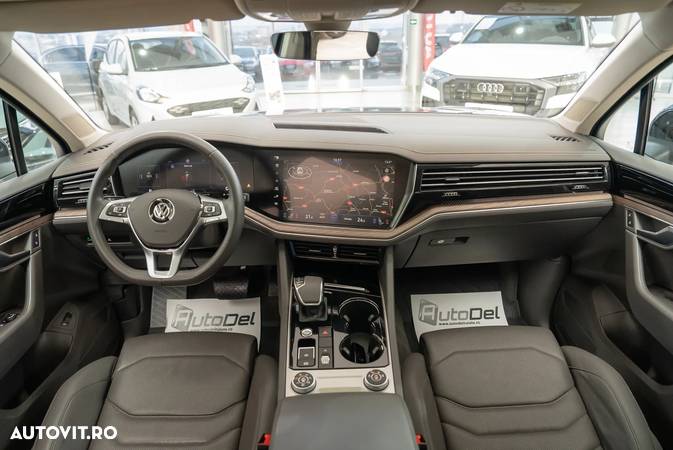 Volkswagen Touareg 3.0 V6 TDI 4Motion DPF Automatik Elegance - 6