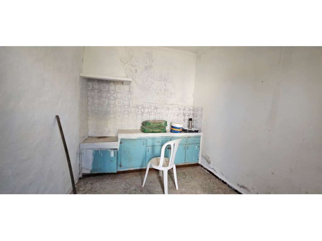 3 Ruinas para recuperar no centro de Santa Catarina, Tavira-2