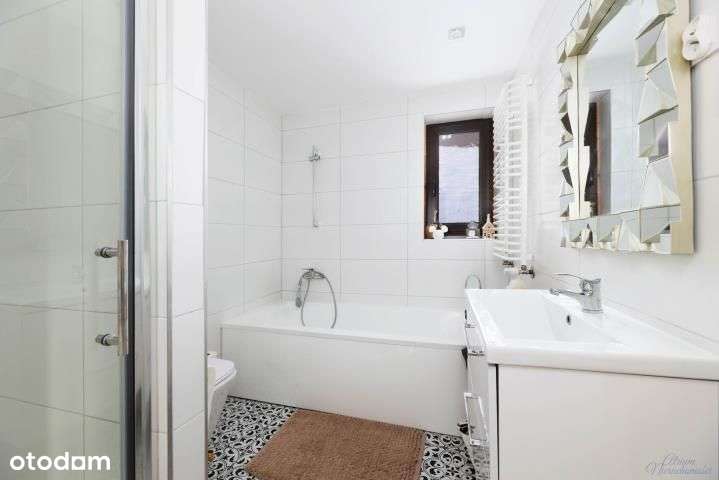 Urokliwie położony dom w Juszczynie na Sprzedaż-12