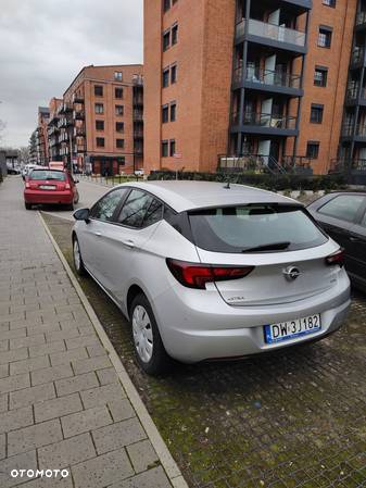 Opel Astra V 1.6 CDTI Essentia - 7