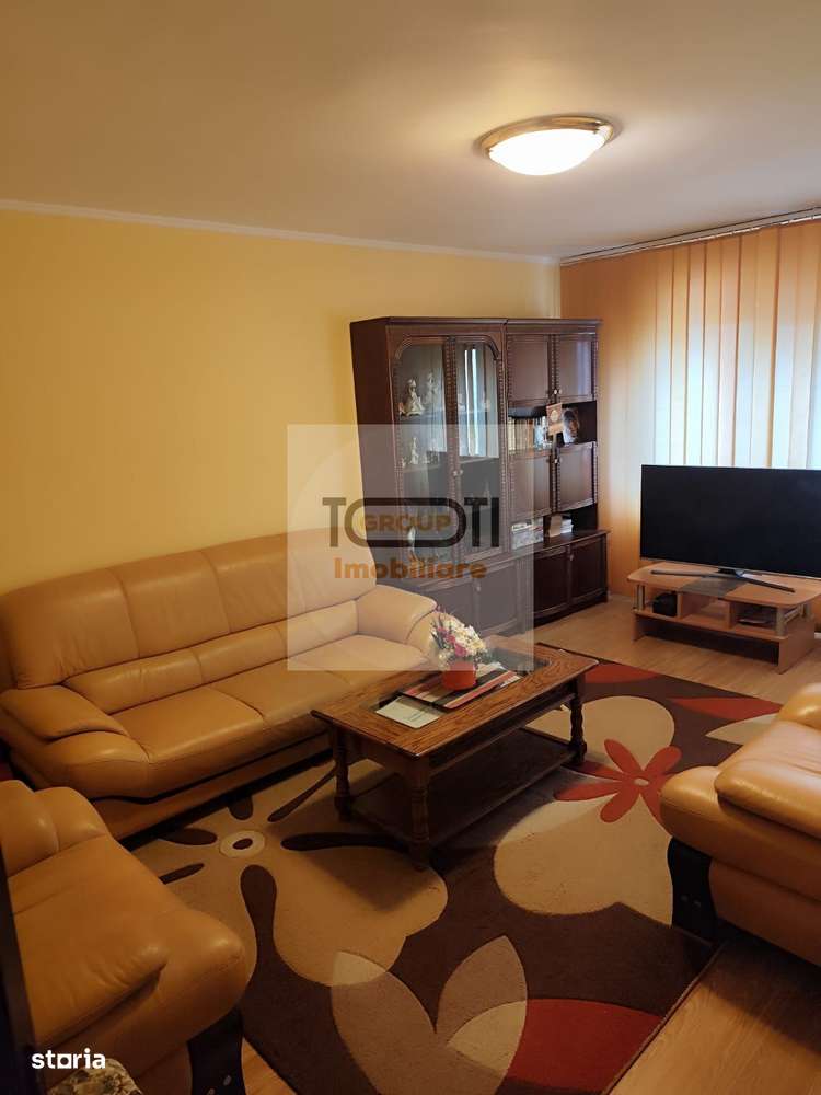 Apartament de vânzare în zona NICOLINA - 3 camere, decomandat, mobilat-4