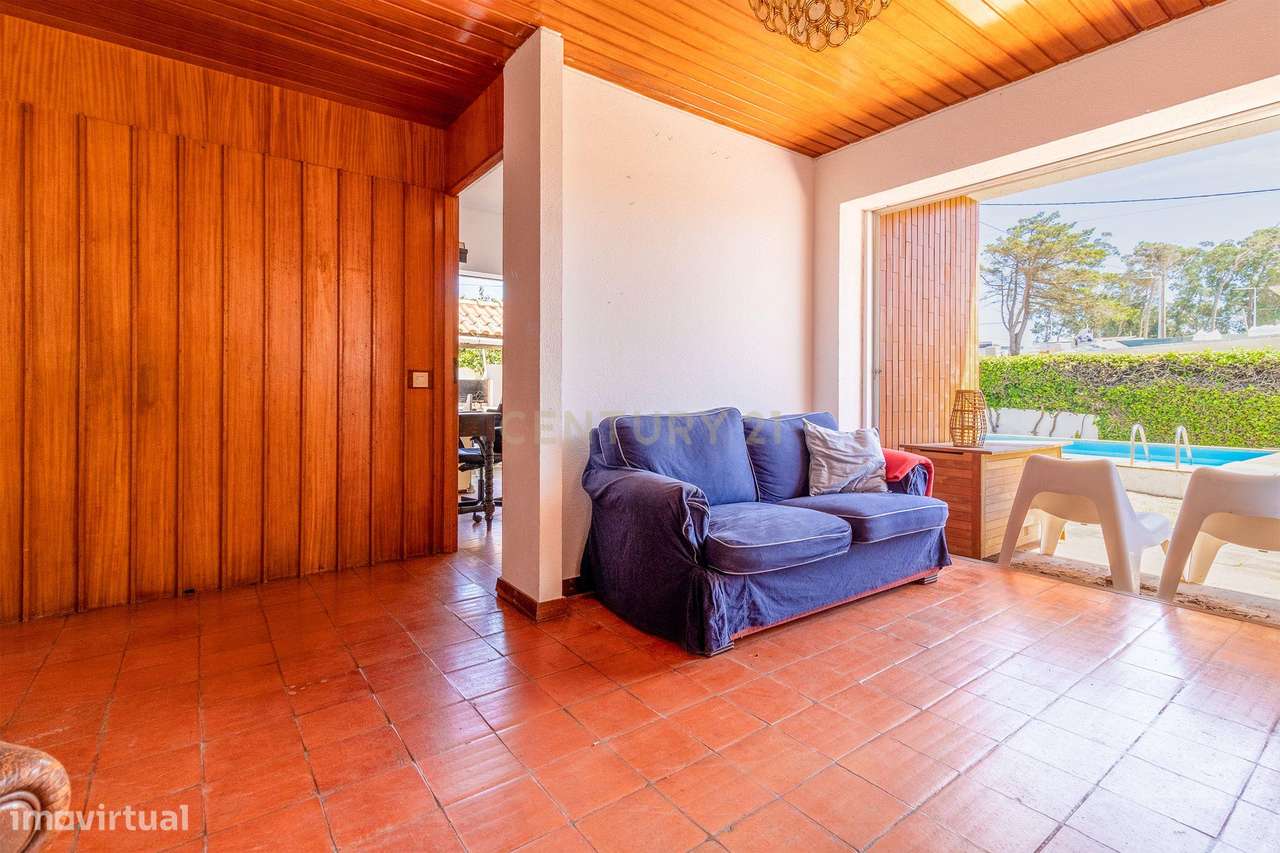 Moradia T5 com Jardim e Piscina | Albarraque – a 5 minutos da Beloura-9