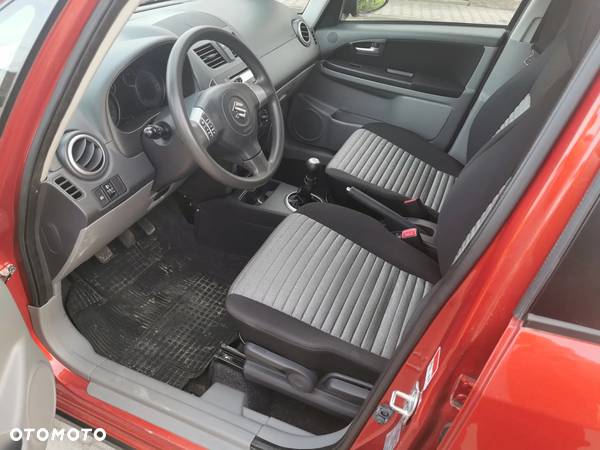 Suzuki SX4 1.6 VVT 4x2 Style - 6