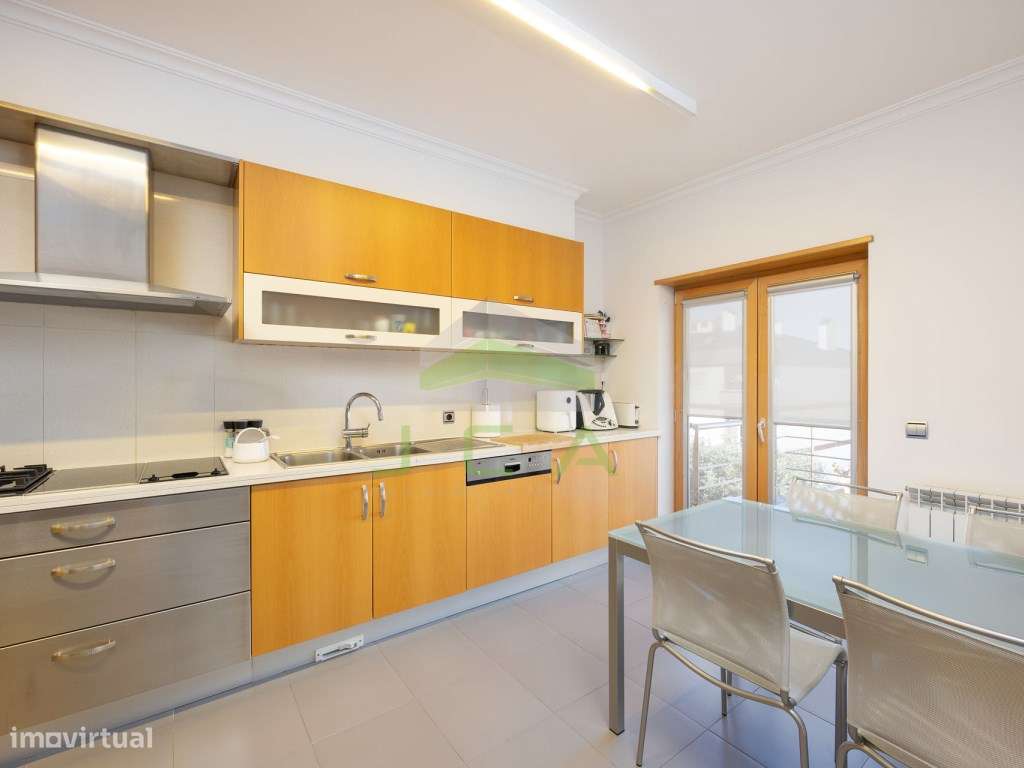 Apartamento T4 no condomínio fechado 'Gardens Prestige'-11