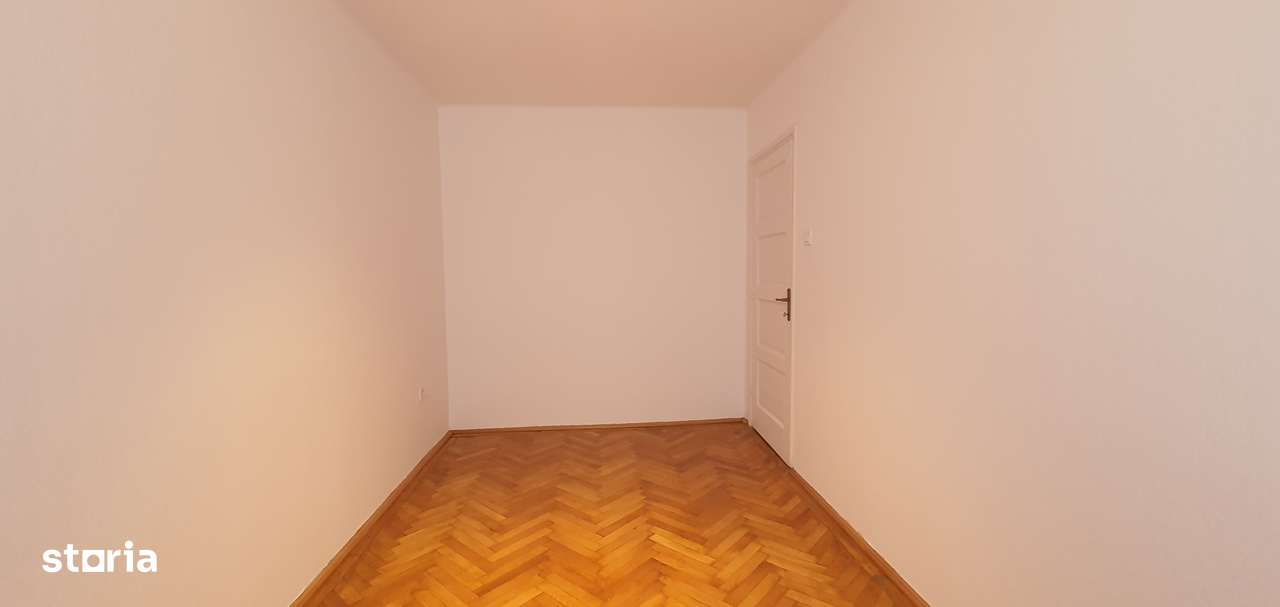 Vand apartament de 3 camere,etaj 1,zona Calea Dumbravii -Dioda-9