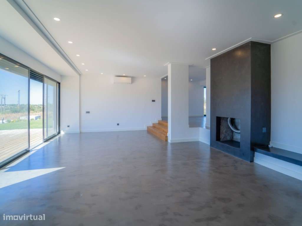 FONTE SANTA - Moradia renovada com jardim piscina próxima da PRAIA - Grande imagem: 3/31