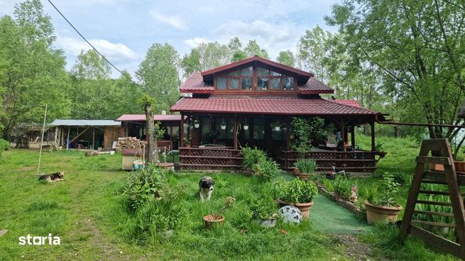 Casa, teren, 2 lacuri pescuit sportiv