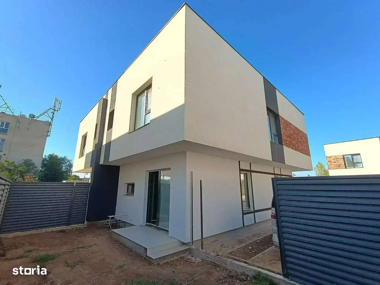 Spatiu, liniste si o curte numai a ta! Duplex elegant-12