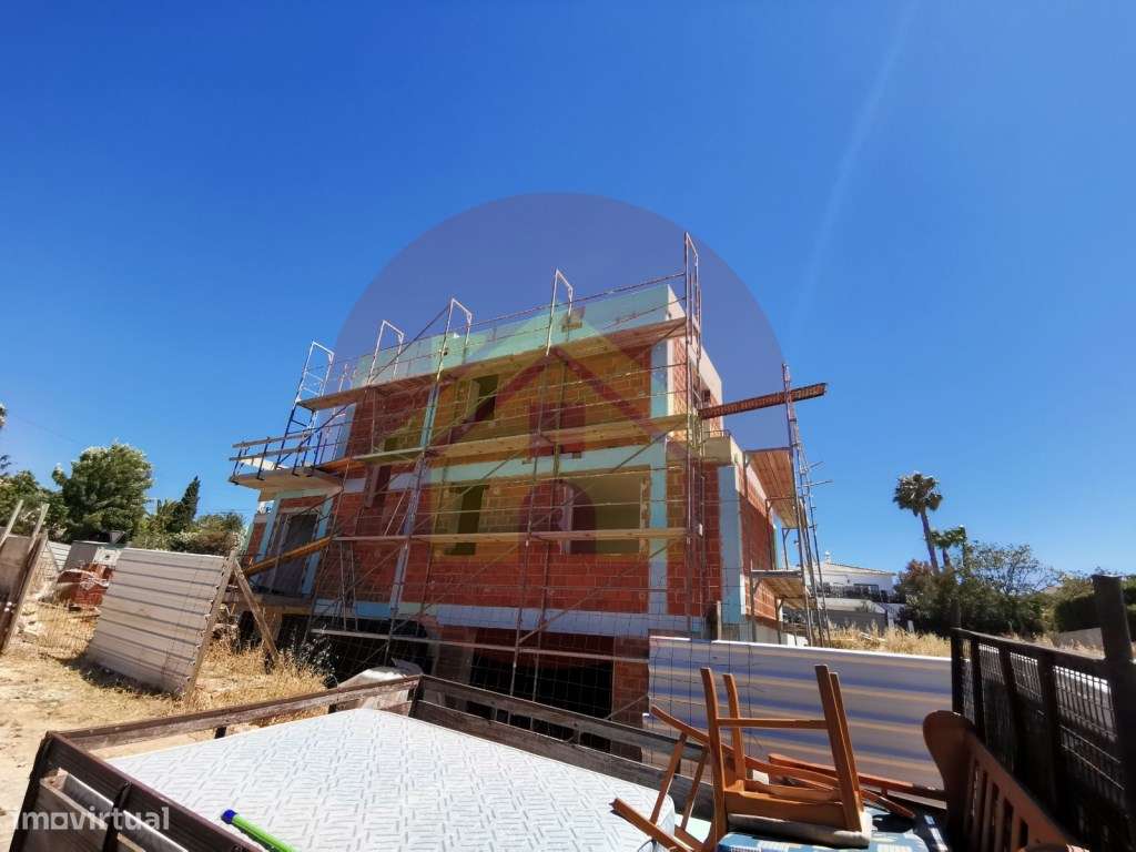 Moradia T4 em Construção para Venda em Portimão - Grande imagem: 4/15