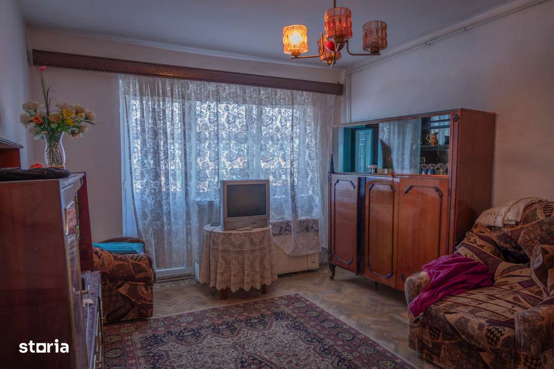 Locul de unde copilul nu poate chiuli-1