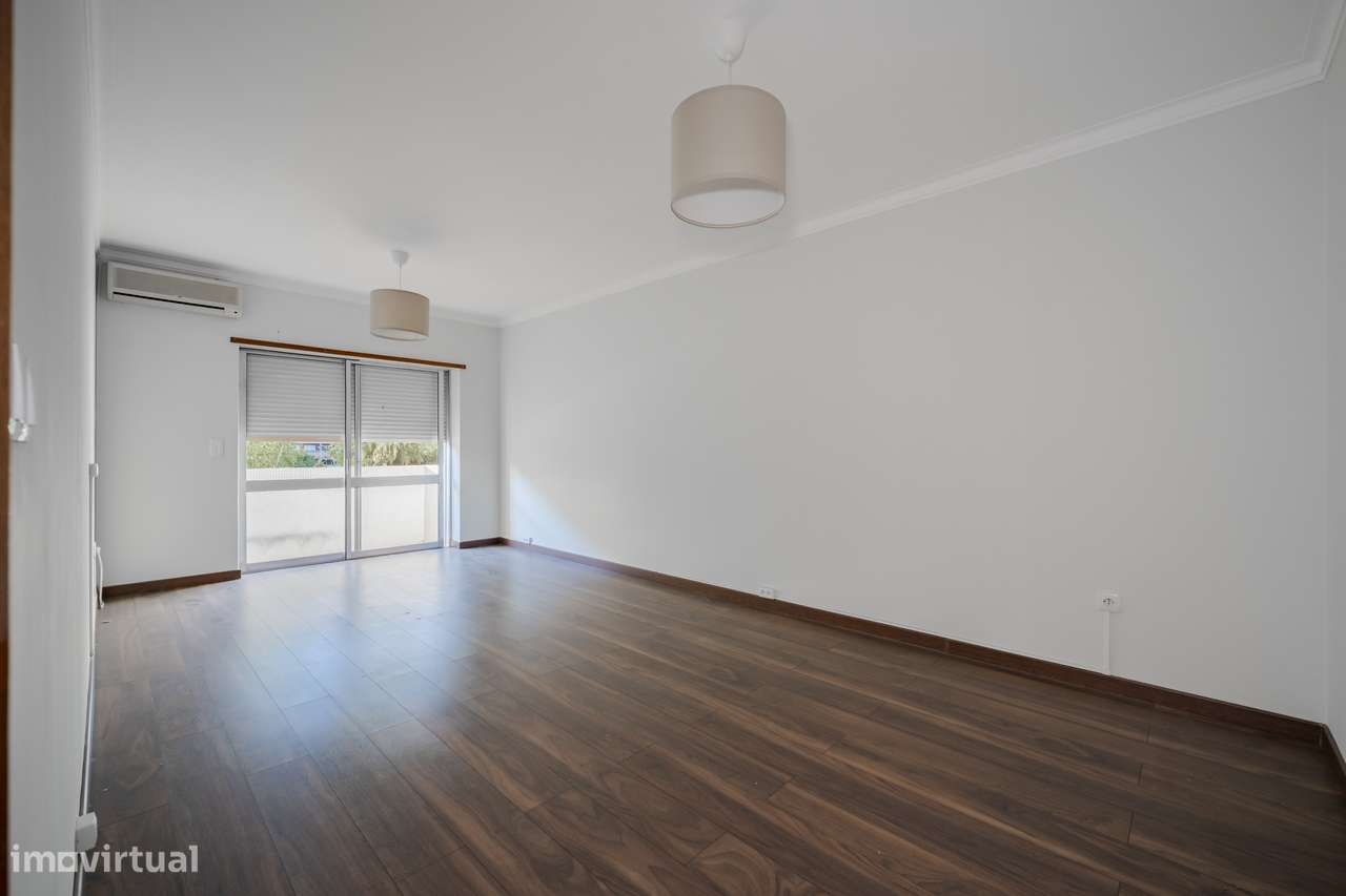 Apartamento T2 para venda na Rua Cândido de Oliveira São Victor, Braga - Grande imagem: 4/28