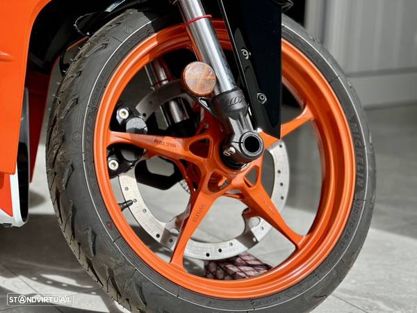 KTM RC 125 2023 - 9