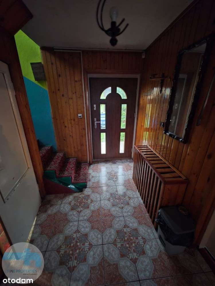 Dom z pokojami i dodatkowym budynkiem na wynajem.-8