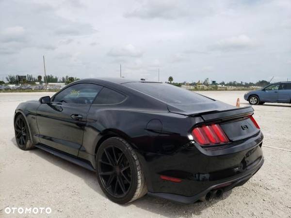 Ford Mustang 5.0 V8 GT - 3